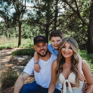 Meet your Posher, Caitlin